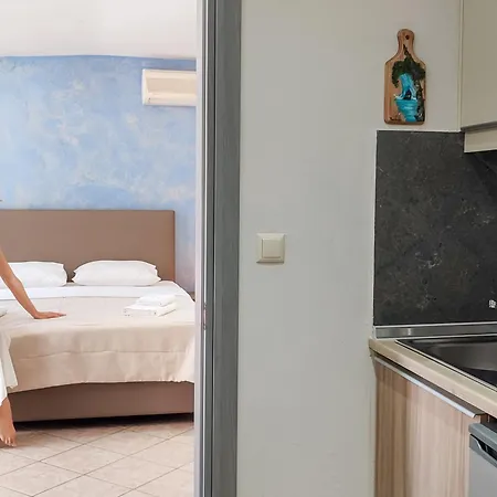 شقة فندقية Iatrou