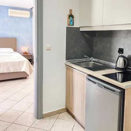 Iatrou 아파트호텔